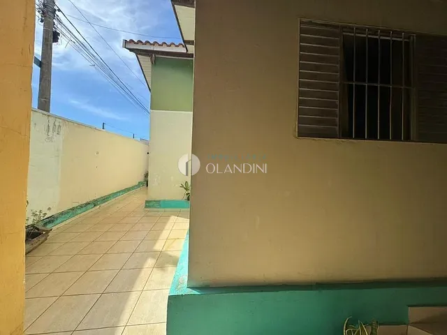 Casa com 183m² 2 quartos e 2 banheiros, à venda, no bairro Jardim dos Ipês em Artur Nogueira