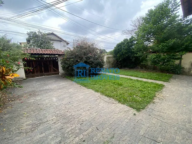 Casa 3 quartos e 3 banheiros, para alugar, no bairro Itapeba em Maricá