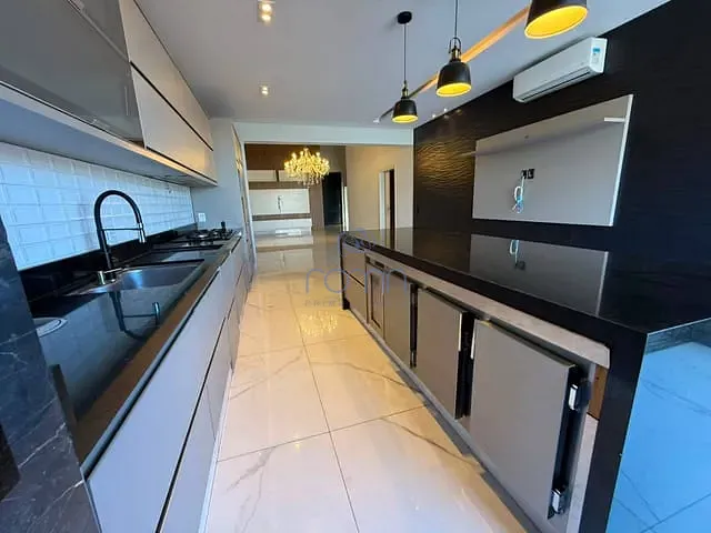 Casa 3 quartos e 4 banheiros, à venda, no bairro Parque Residencial Buona Vita em São José do Rio Preto