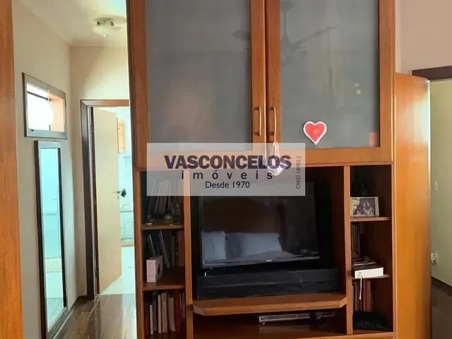 Casa com 560m² 5 quartos e 4 banheiros, à venda, no bairro Jardim das Colinas em São José Dos Campos