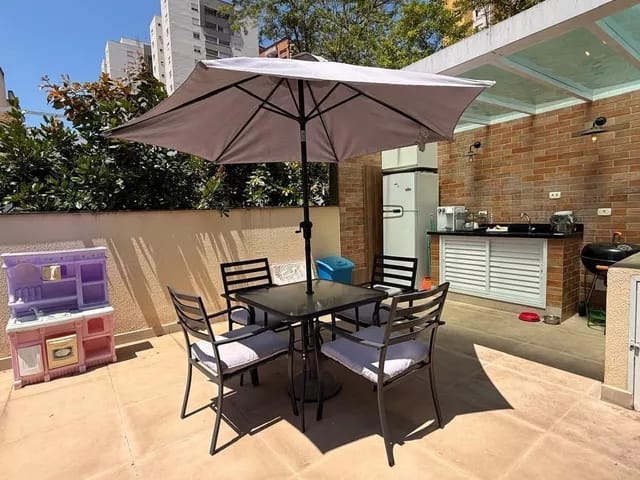 Casa com 160m² 3 quartos e 4 banheiros, à venda, no bairro Chácara Inglesa em São Paulo