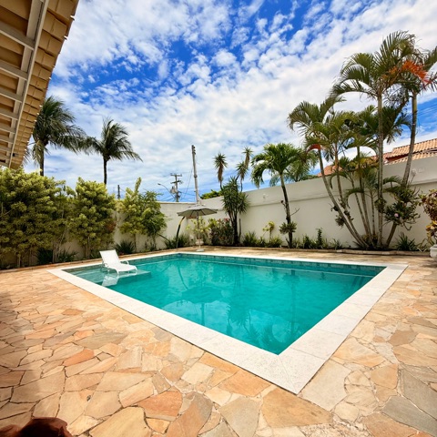 Casa com 360m² 3 quartos e 5 banheiros, à venda, no bairro Jardim Excelsior em Cabo Frio