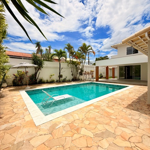 Casa com 360m² 3 quartos e 5 banheiros, à venda, no bairro Jardim Excelsior em Cabo Frio