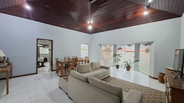 Casa com 523m² 3 quartos e 3 banheiros, à venda, no bairro Inoã (Inoã) em Maricá