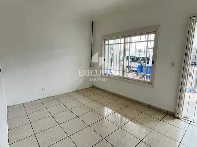 Casa 2 quartos e 1 banheiro, à venda ou para alugar, no bairro Centro em Arroio do Meio