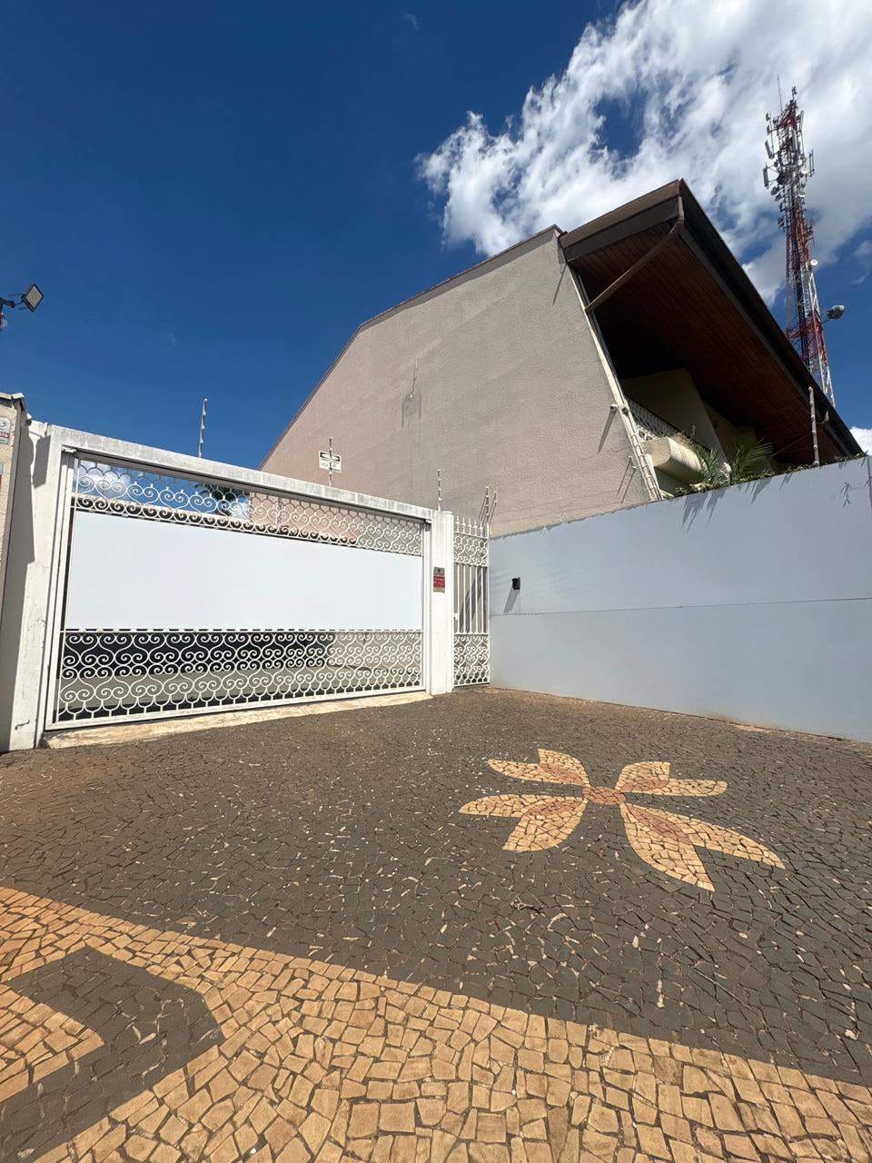 Casa, 4 quartos, 420 m² - Foto 1