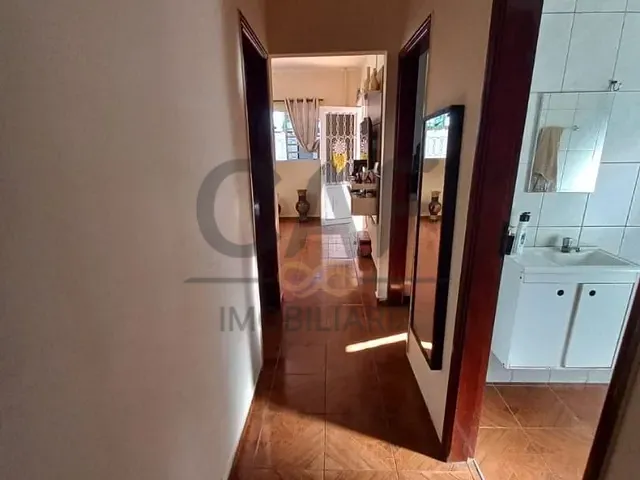 Casa com 200m² 3 quartos e 1 banheiro, à venda, no bairro Parque dos Ipes em Holambra