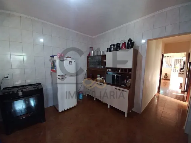 Casa com 200m² 3 quartos e 1 banheiro, à venda, no bairro Parque dos Ipes em Holambra