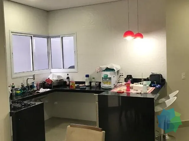 Casa com 300m² 3 quartos e 1 banheiro, à venda, no bairro Condomínio Lagos D'Icaraí em Salto