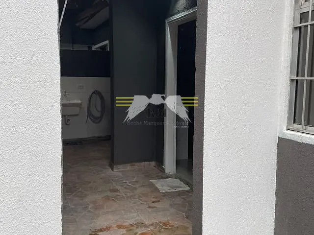 Casa com 250m² 2 quartos e 2 banheiros, para alugar, no bairro Jardim Vila Formosa em São Paulo