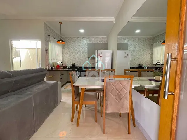 Casa com 125m² 2 quartos e 2 banheiros, à venda, no bairro Vila dos Comerciarios II em Taubaté