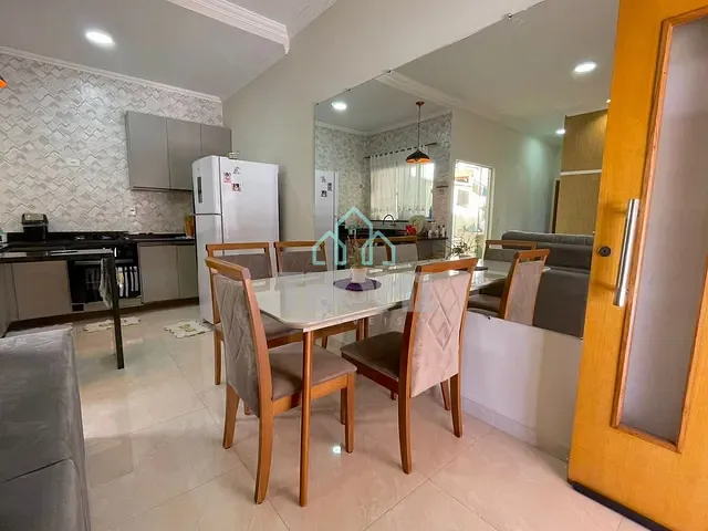 Casa com 125m² 2 quartos e 2 banheiros, à venda, no bairro Vila dos Comerciarios II em Taubaté