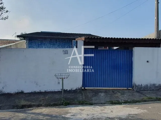 Casa com 372m² 3 quartos e 2 banheiros, à venda, no bairro Barreiro em Taubaté