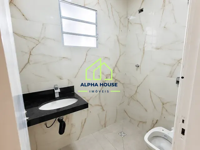 Casa com 210m² 3 quartos e 2 banheiros, à venda, no bairro Parque São Domingos em Pindamonhangaba