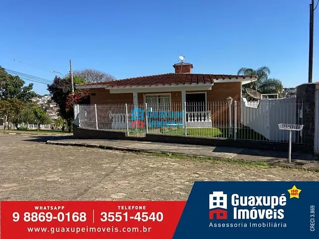 Casa com 4944m² 3 quartos e 1 banheiro, à venda, no bairro Nova Guaxupé em GUAXUPÉ