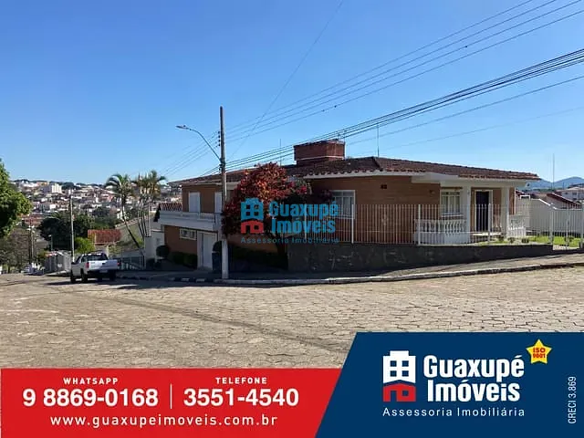 Casa com 4944m² 3 quartos e 1 banheiro, à venda, no bairro Nova Guaxupé em GUAXUPÉ