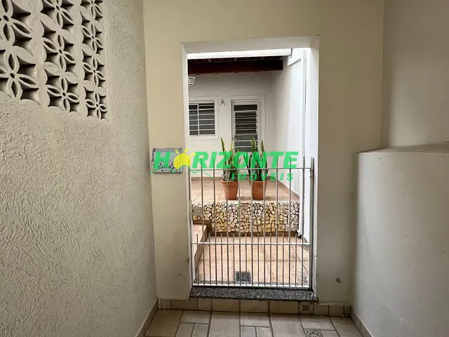 Casa com 250m² 5 quartos e 3 banheiros, à venda, no bairro Jardim das Indústrias em São José dos Campos