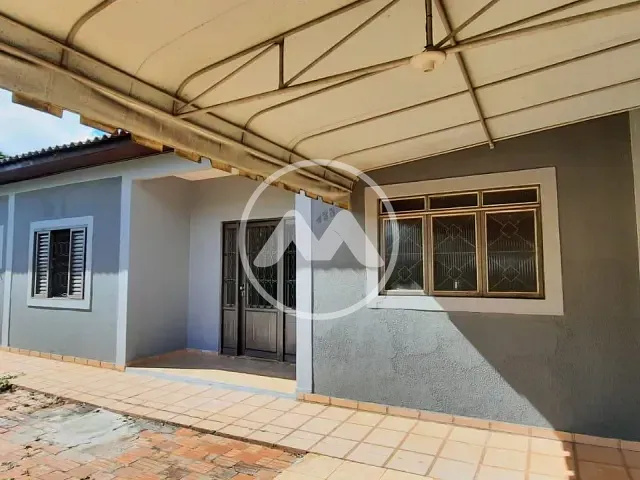 Casa 2 quartos e 1 banheiro, para alugar, no bairro Zona 02 em Cianorte