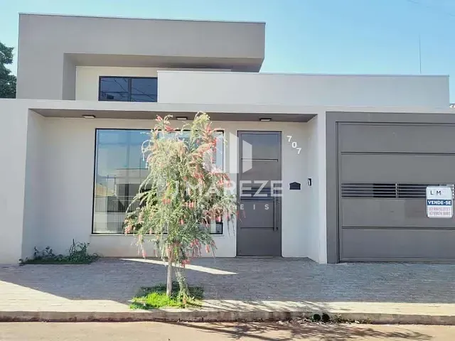Casa com 275m² 3 quartos e 2 banheiros, à venda, no bairro Residencial Interlagos em Apucarana
