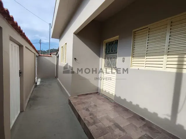 Casa 2 quartos e 1 banheiro, para alugar, no bairro Nossa Senhora de Fátima em Itajubá