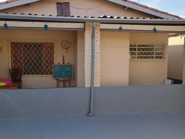 Casa com 250m² 2 quartos e 1 banheiro, à venda, no bairro Parque Senhor do Bonfim em Taubaté