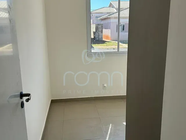 Casa 3 quartos e 2 banheiros, para alugar, no bairro RNI Versalhes em Bady Bassitt