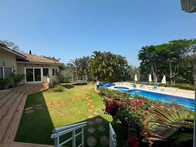Casa com 3345m² 8 quartos e 4 banheiros, à venda, no bairro Tanque em Atibaia