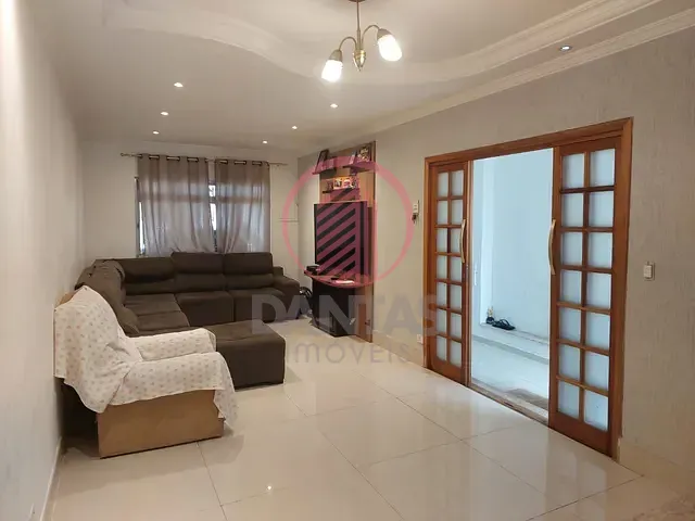 Casa com 150m² 4 quartos e 4 banheiros, à venda, no bairro Cidade São Francisco em São Paulo