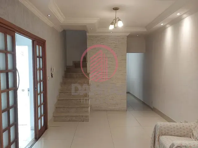 Casa com 150m² 4 quartos e 4 banheiros, à venda, no bairro Cidade São Francisco em São Paulo