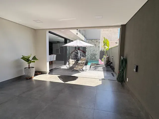 Casa com 628m² 4 quartos e 4 banheiros, à venda, no bairro Campo Belo em Rolândia