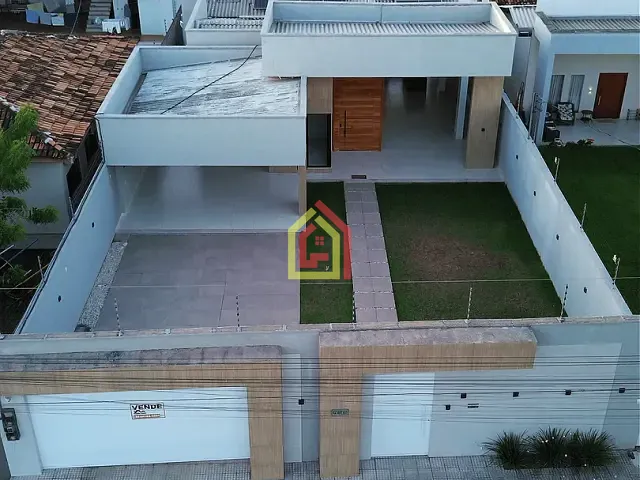 Casa 3 quartos e 5 banheiros, à venda, no bairro Nova Marabá em Marabá