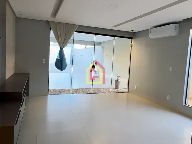 Casa 3 quartos e 5 banheiros, à venda, no bairro Nova Marabá em Marabá