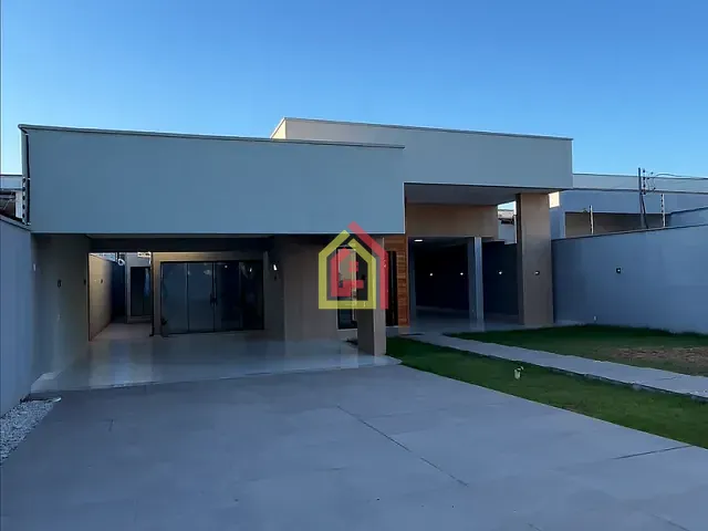 Casa 3 quartos e 5 banheiros, à venda, no bairro Nova Marabá em Marabá