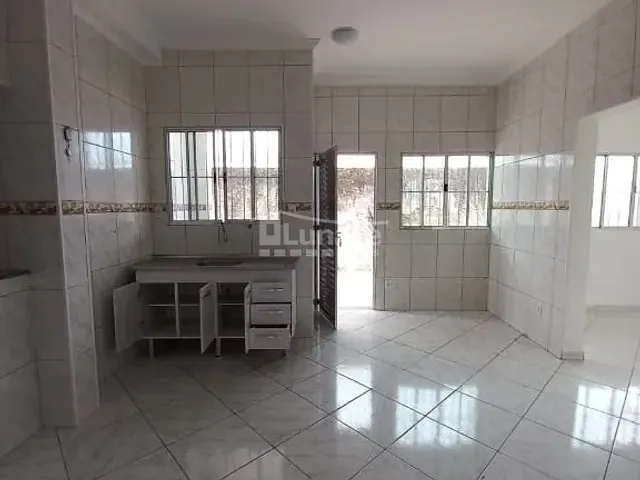 Casa com 160m² 3 quartos e 1 banheiro, à venda, no bairro Conjunto Residencial Santo Ângelo em Mogi das Cruzes