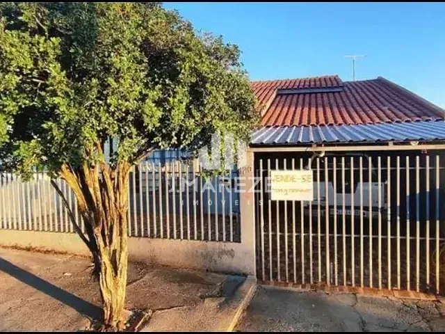 Casa com 200m² 3 quartos e 1 banheiro, à venda, no bairro Núcleo Habitacional Colonial em Apucarana