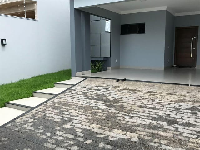 Casa com 340m² 3 quartos e 1 banheiro, à venda, no bairro Jardim Paraíso 3 em Sinop