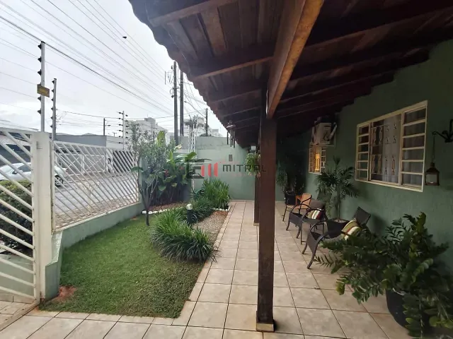Casa 2 quartos e 2 banheiros, à venda, no bairro Jardim San Diego em Londrina
