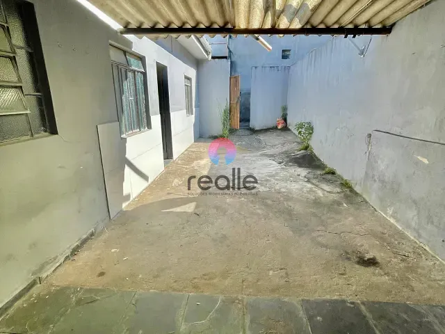 Casa 1 quarto e 1 banheiro, para alugar, no bairro Jardim Alvorada em Belo Horizonte
