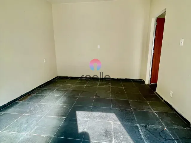 Casa 1 quarto e 1 banheiro, para alugar, no bairro Jardim Alvorada em Belo Horizonte