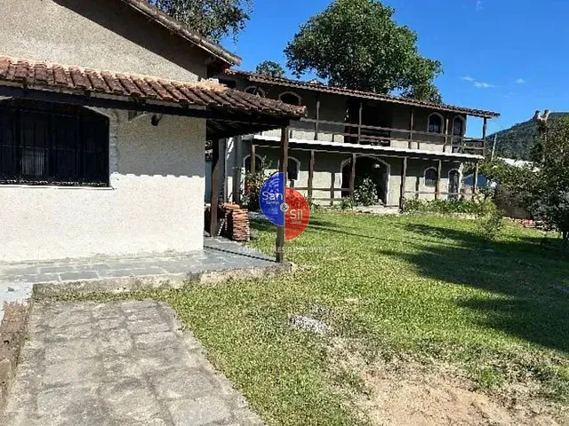 Casa com 475m² 7 quartos e 7 banheiros, à venda, no bairro Parada Modelo em Guapimirim