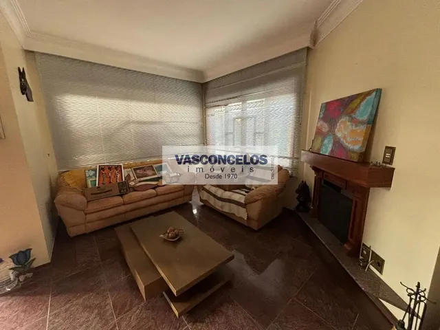 Casa com 360m² 4 quartos e 2 banheiros, para alugar, no bairro Jardim Das Colinas em São José Dos Campos
