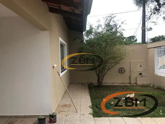Casa com 250m² 3 quartos e 3 banheiros, à venda, no bairro JD Universitário em Londrina