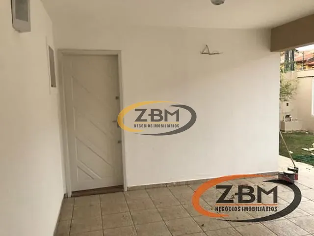 Casa com 250m² 3 quartos e 3 banheiros, à venda, no bairro JD Universitário em Londrina