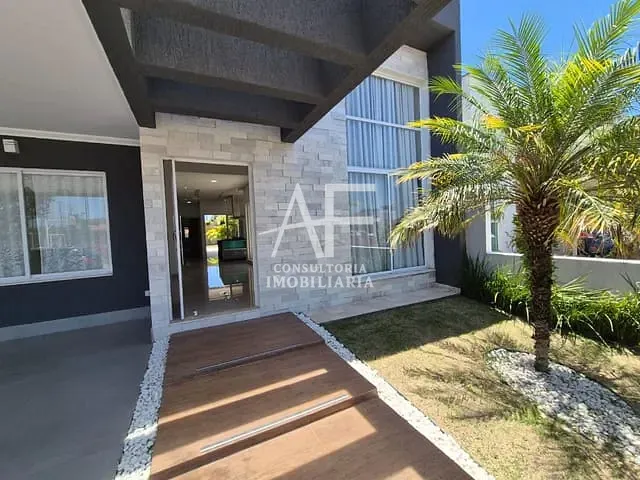 Casa com 300m² 3 quartos e 3 banheiros, à venda, no bairro Residencial Santa Izabel em Taubaté