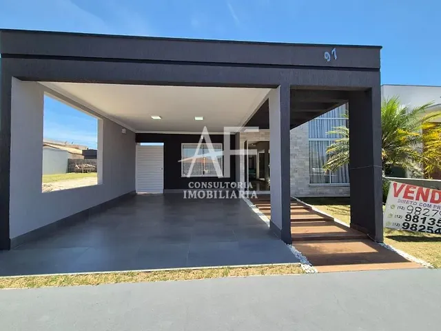 Casa com 300m² 3 quartos e 3 banheiros, à venda, no bairro Residencial Santa Izabel em Taubaté
