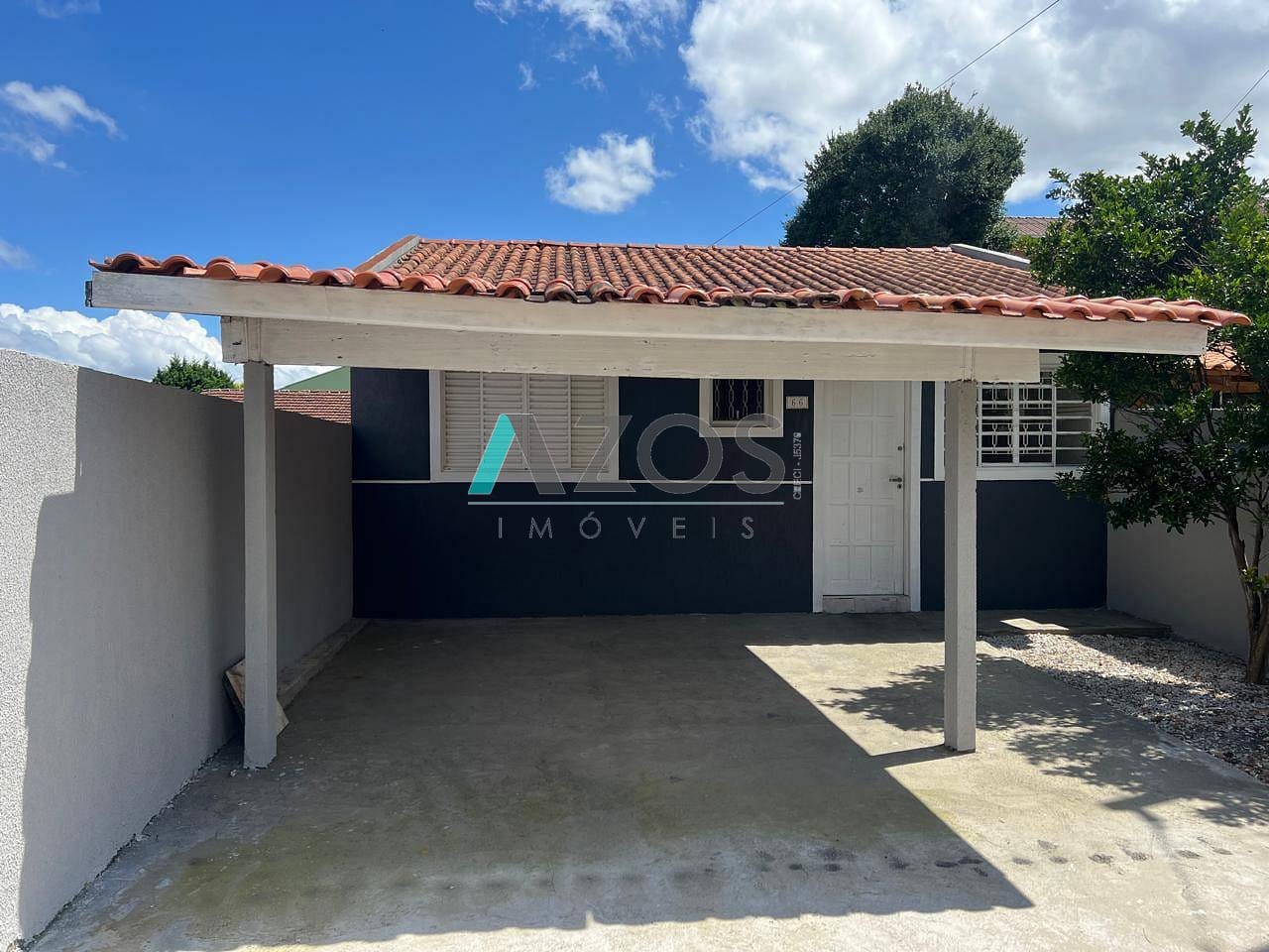 Casa à venda com 3 quartos, 51m² - Foto 1