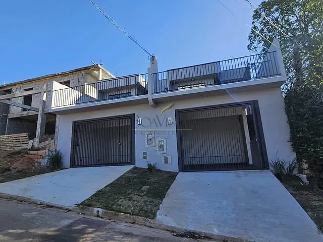 Casa 2 quartos e 2 banheiros, à venda, no bairro Nova Suiça em Piracaia