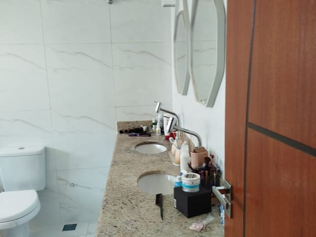 Casa 4 quartos e 3 banheiros, à venda, no bairro Parque Imperial em Campos dos Goytacazes
