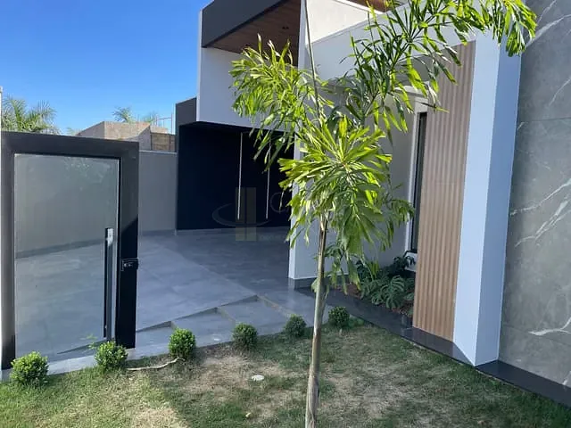 Casa com 360m² 3 quartos e 3 banheiros, à venda, no bairro Solar da Toscana em Apucarana