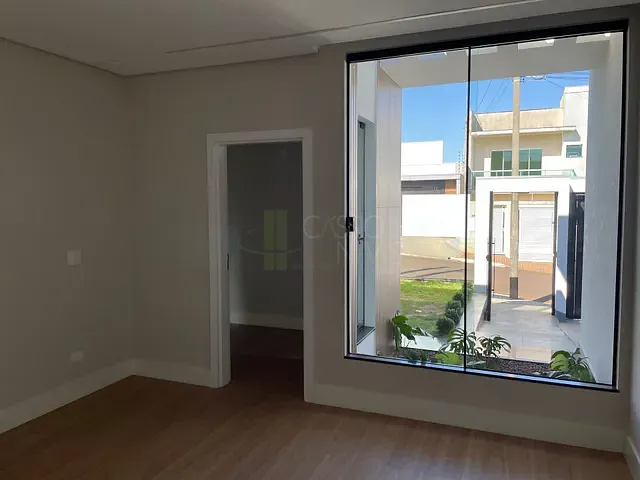 Casa com 360m² 3 quartos e 3 banheiros, à venda, no bairro Solar da Toscana em Apucarana